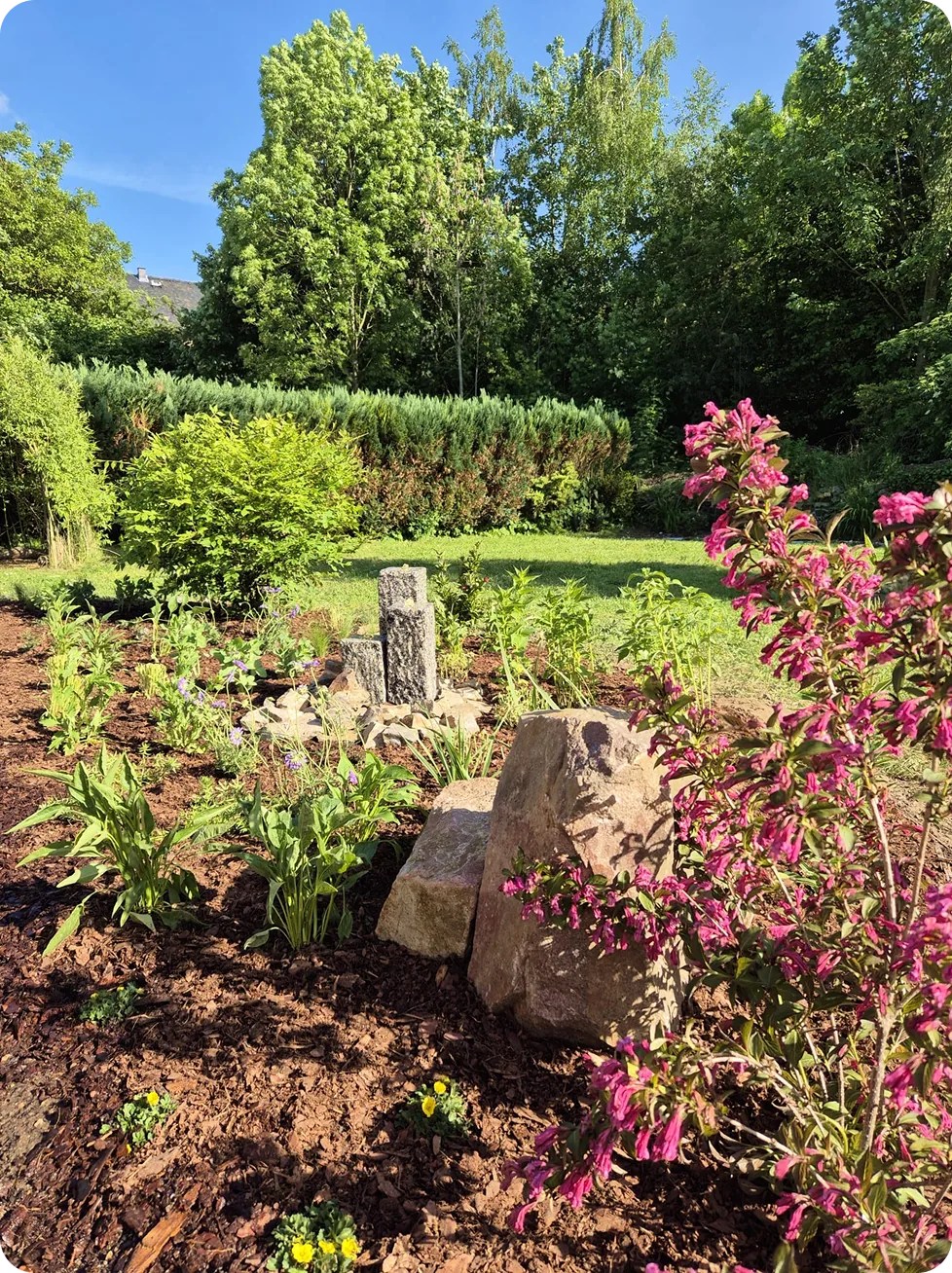 Neu gestaltete Gartenanlage von Othala Gartenbau